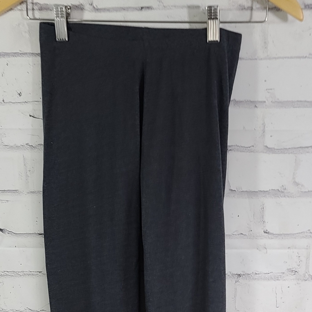 2 pair Old Navy women's leggings, sz small